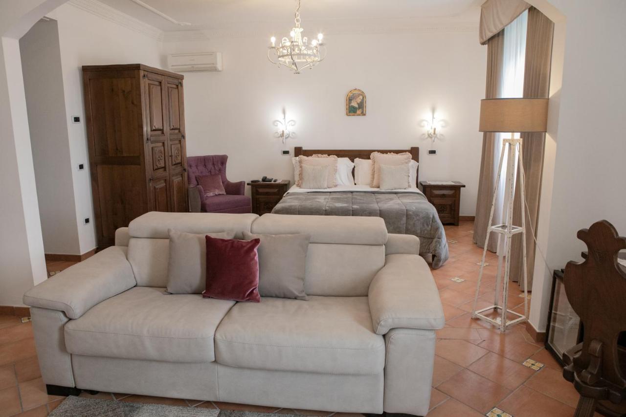 Villa Palmentiello SantʼAntonio Abate Esterno foto
