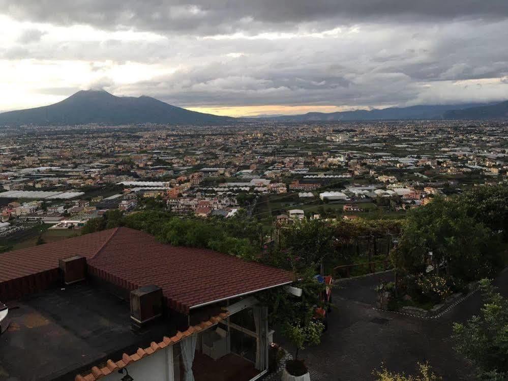 Villa Palmentiello SantʼAntonio Abate Esterno foto
